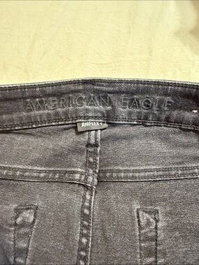 American Eagle Outfitters Men’s Charcoal Gray AirFlex slim